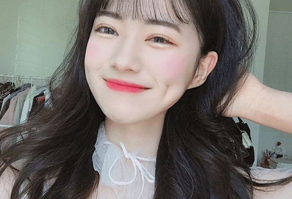 Tạo má núm đồng tiền